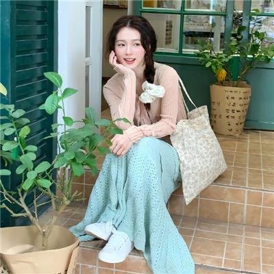 推手推车的男人